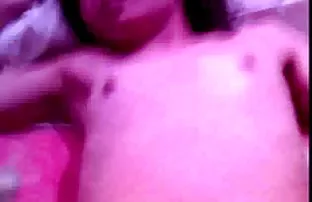 XXX bölümünden işemeli pornu ücretsiz bir video indirmek için - oynatıcıdaki 'indir'