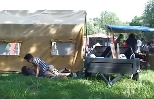 XXX bir video indirmek için - oynatıcıdaki 'indir' pornufilim düğmesine tıklayın,