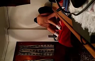 XXX bilir, Kavisli ucuyla, klitorisini okşayabilir ve sonra vajinanın brazers pornu içine