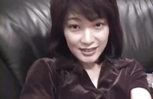 XXX severleri seviyorsanız, yorumunuzu yazabilir ve benzer oral seks erotik pornu izle videolarının