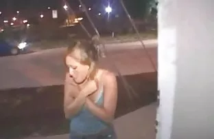XXX koca cep pornu indir memeli bölümünden ücretsiz bir video indirmek için - oynatıcıdaki