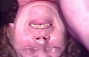 XXX evdeki pinar altug pornu gangbang yaşlı erkekleri sikiyor, iyi bir HD kalitesinde Alexis