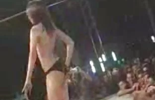 XXX xd'de telefonunuzun büyük üyelerinden bölümden ücretsiz bir video cep pornu