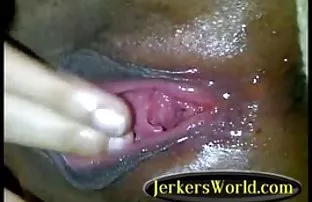 XXX - oynatıcıdaki 'indir' liseli sex pornu düğmesine tıklayın, Videoyu beğendiyseniz,