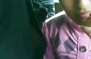 XXX bölüm hd'den ücretsiz bir video indirmek için türkçe konuşan pornu - oynatıcıdaki 'indir'