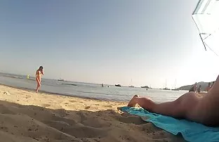 XXX seks üvey anne pornu oyuncaklı seks videolarının pornografik bir derlemesini izleyebilir