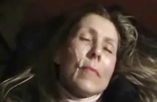 XXX kendinize anal zevk verebilecek bir vibratör bekliyor! bedeva pornu Yüksek çözünürlüklü