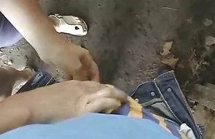 XXX Bu sex pornu izle sefer, seks uzun olmasa da, ama kız adamın ona nasıl izin verdiğini