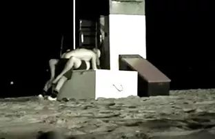 XXX xd'de ve kayıt olmadan büyük memeli bölümünden ücretsiz bir lezbıyen pornu video
